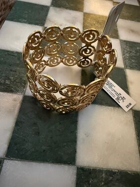 new directions Gold Circular Link Stretch Bracelet